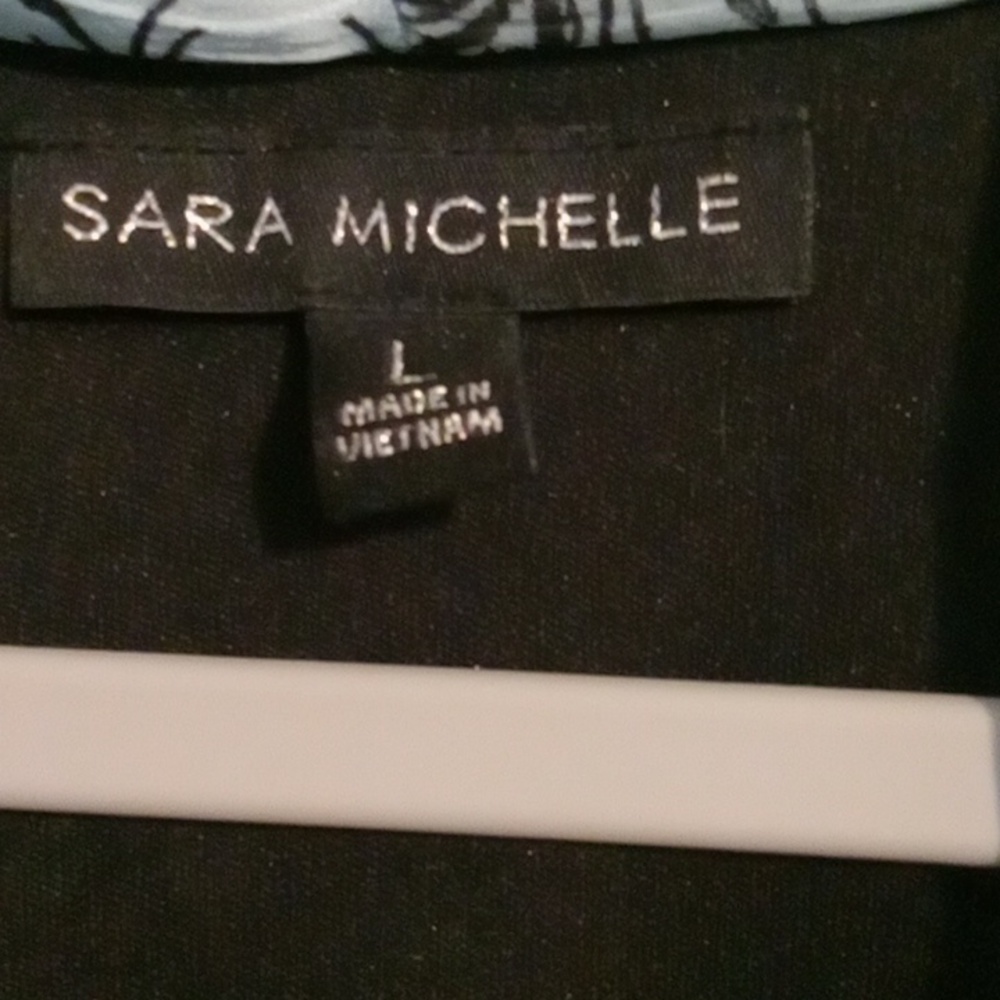 Sara Michelle Teal and Black Floral Blouse - Picture 3 of 4